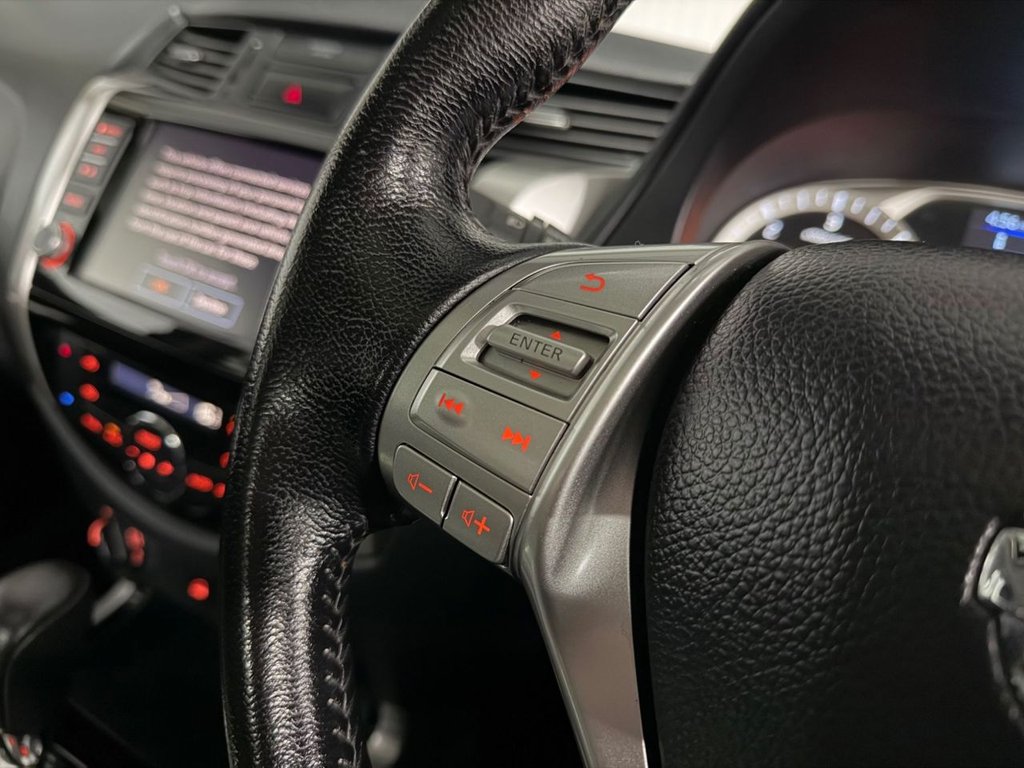 Used Nissan Navara 2020 for sale - 77241736: Photo 24