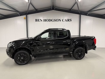 Used Nissan Navara 2020 for sale - 77241736: Photo