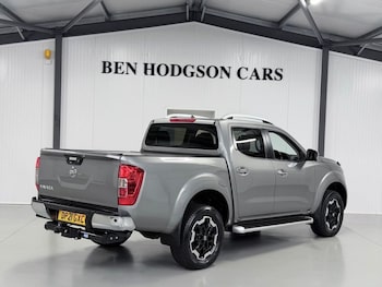 Used Nissan Navara 2021 for sale - 77048977: Photo