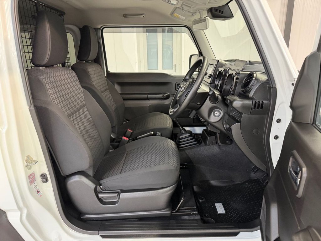 Used Suzuki Jimny 2023 for sale - 77795032: Photo 10