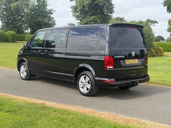 Used Volkswagen Transporter 2023 for sale - 79300651: Photo