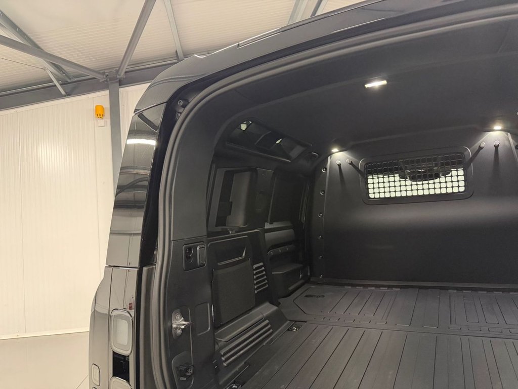 Used Land Rover Defender 110 2026 for sale - 77507287: Photo 38