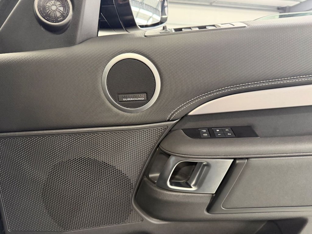 Used Land Rover Discovery 2023 for sale - 77967217: Photo 28