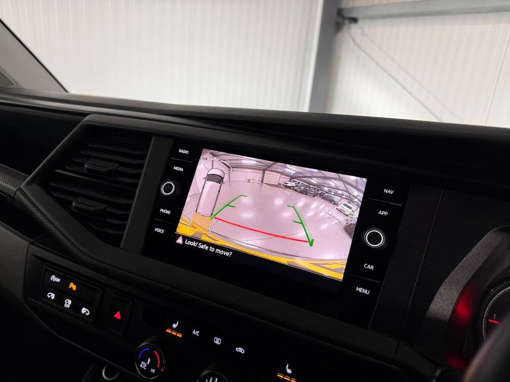 Used Volkswagen Transporter 2023 for sale - 77177980: Photo 22