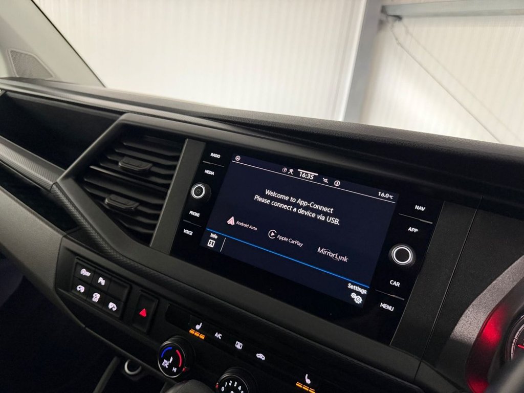 Used Volkswagen Transporter 2023 for sale - 77177980: Photo 23