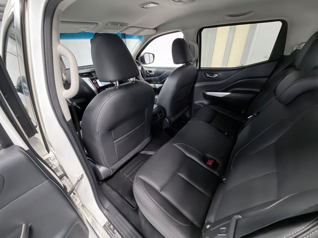 Used Nissan Navara 2018 for sale - 77250157: Photo 11
