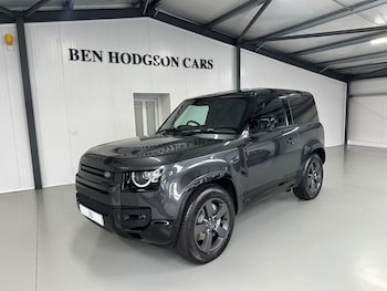 Used Land Rover Defender 90 2025 for sale - 75548732: Photo