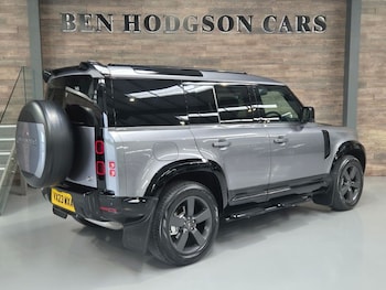 Used Land Rover Defender 110 2023 for sale - 79422985: Photo