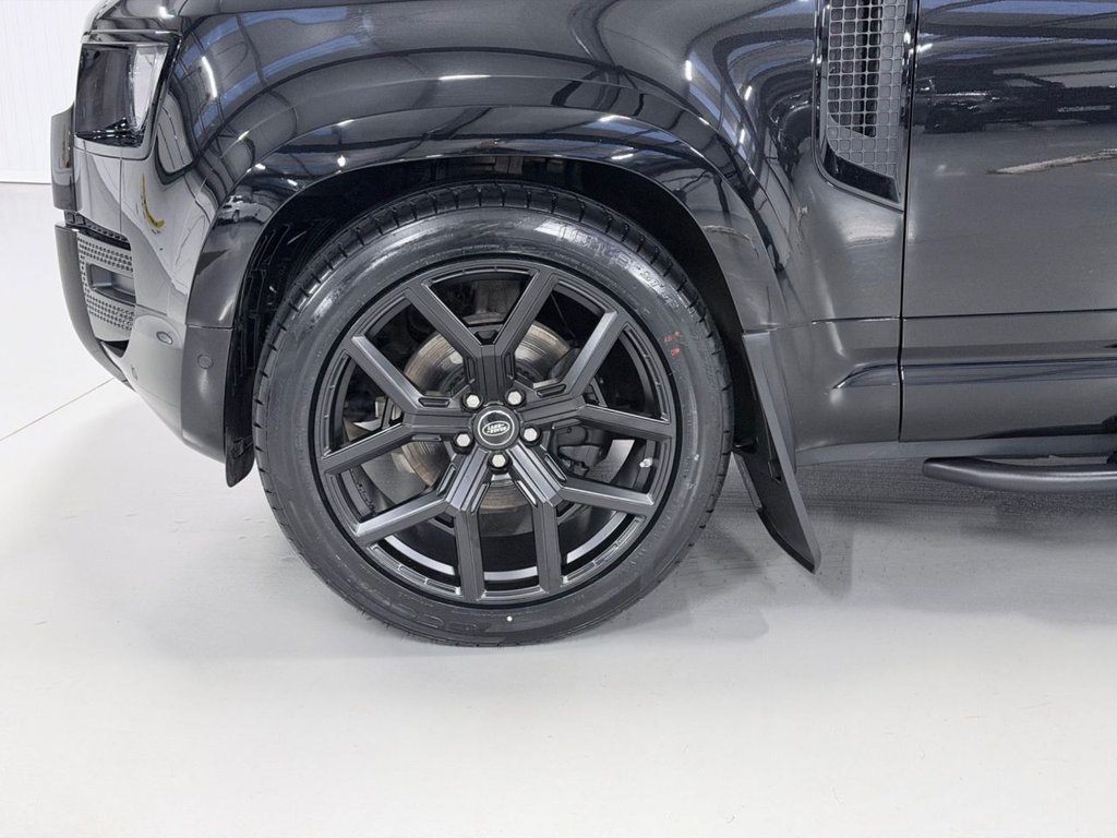 Used Land Rover Defender 2024 for sale - 78199917: Photo 36