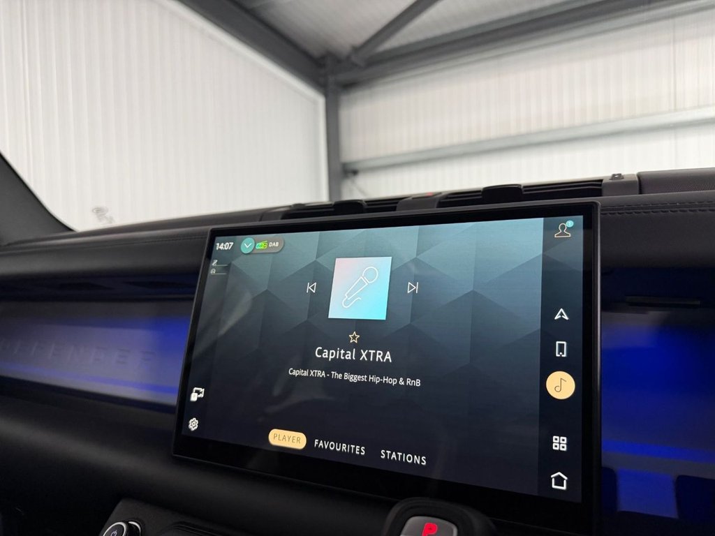 Used Land Rover Defender 2024 for sale - 77048689: Photo 18