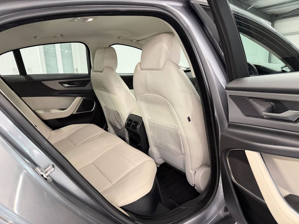 Used Jaguar XE 2019 for sale - 78056645: Photo 13