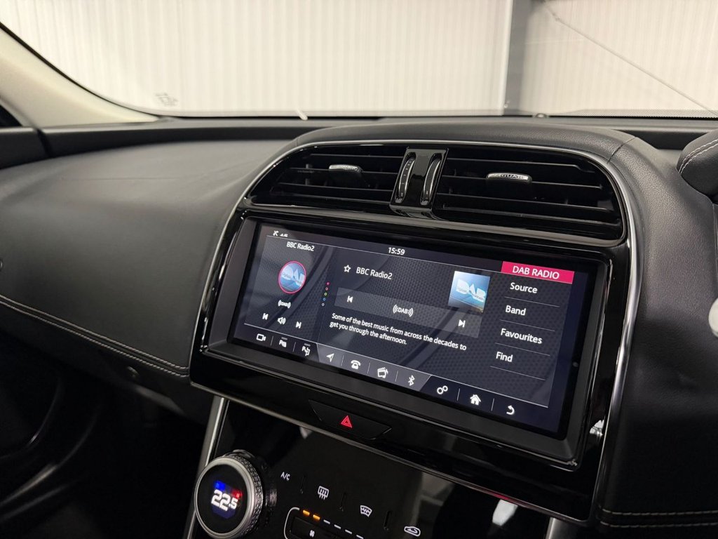 Used Jaguar XE 2019 for sale - 78056645: Photo 23