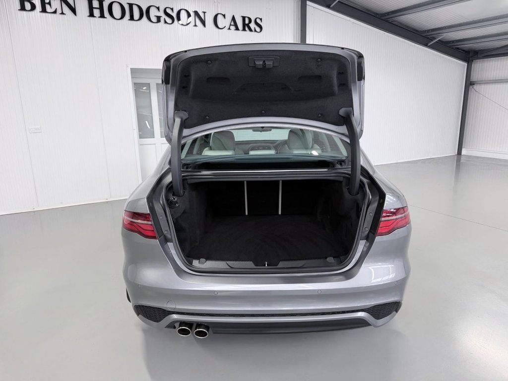 Used Jaguar XE 2019 for sale - 78056645: Photo 33