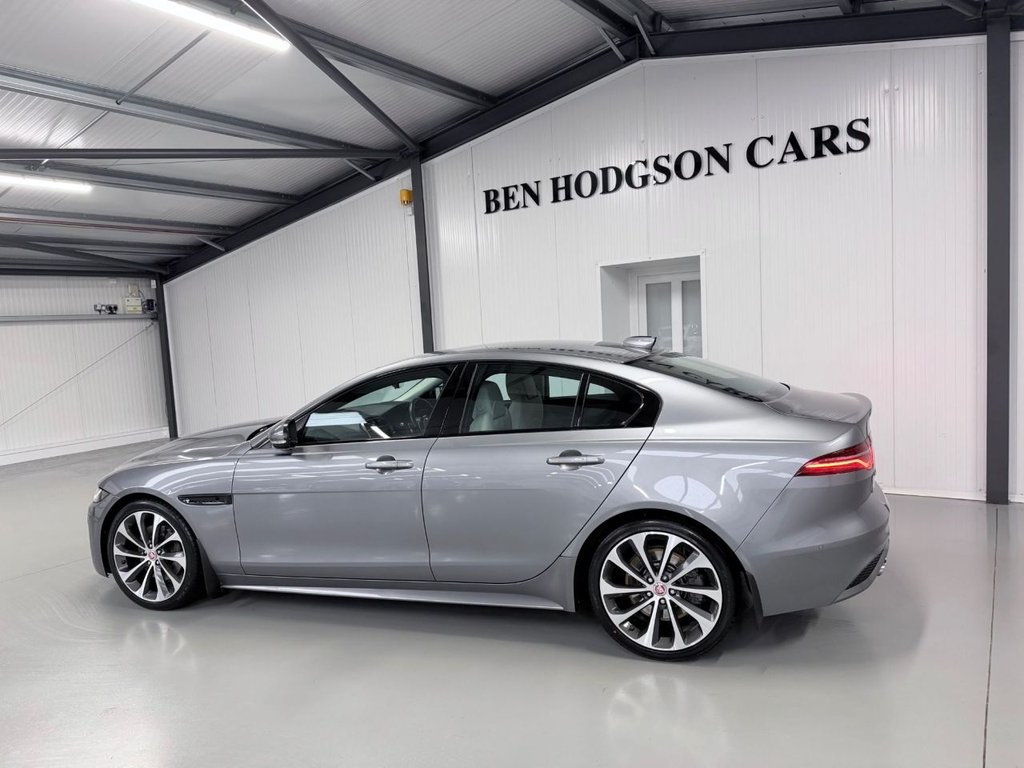 Used Jaguar XE 2019 for sale - 78056645: Photo 4