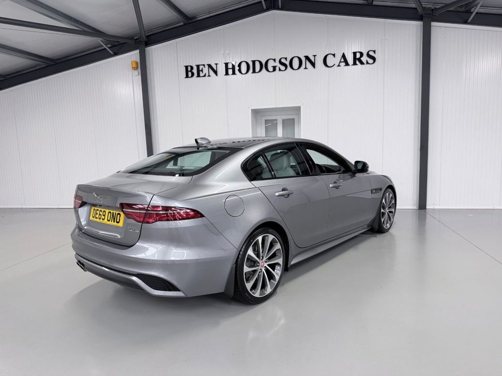 Used Jaguar XE 2019 for sale - 78056645: Photo 8