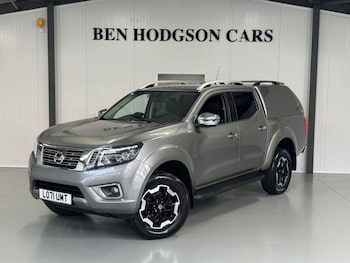 Nissan - Navara