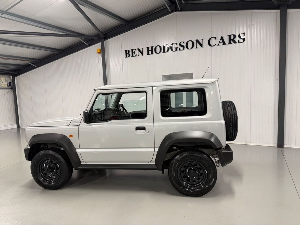 Used Suzuki Jimny 2023 for sale - 77133312: Photo 4
