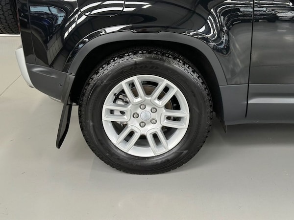 Used Land Rover Defender 2025 for sale - 76178506: Photo 28