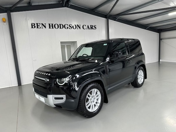 Used Land Rover Defender 2025 for sale - 76178506: Photo 2