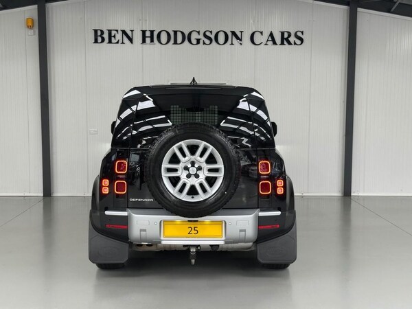 Used Land Rover Defender 2025 for sale - 76178506: Photo 32