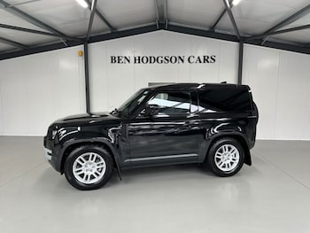 Used Land Rover Defender 2025 for sale - 76178506: Photo