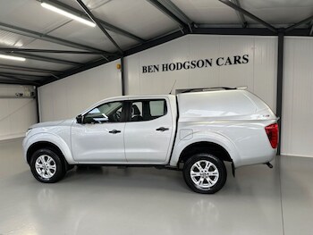 Used Nissan Navara 2021 for sale - 75666438: Photo