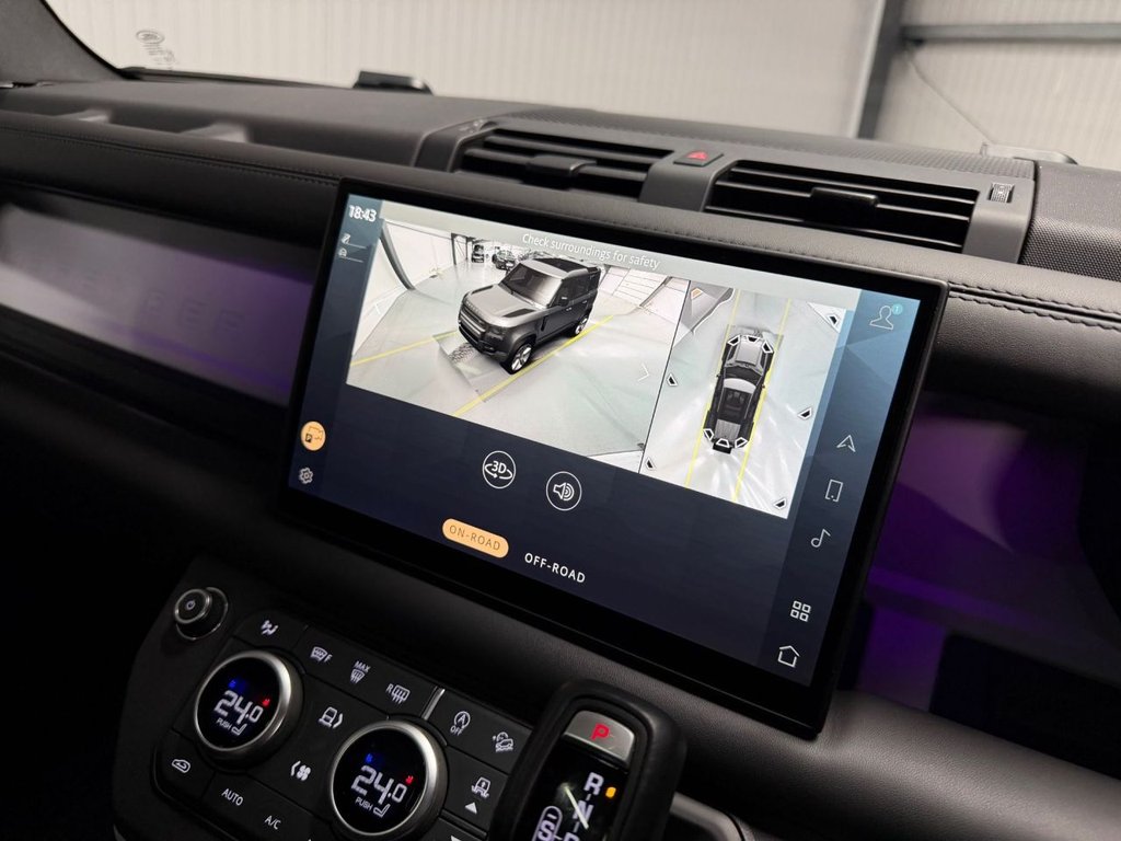 Used Land Rover Defender 2025 for sale - 77507902: Photo 19