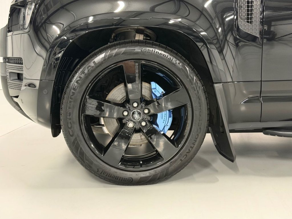 Used Land Rover Defender 2025 for sale - 77507902: Photo 34