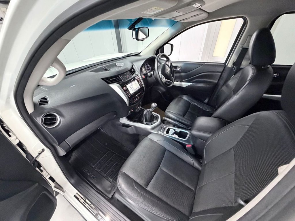 Used Nissan Navara 2018 for sale - 76482473: Photo 9