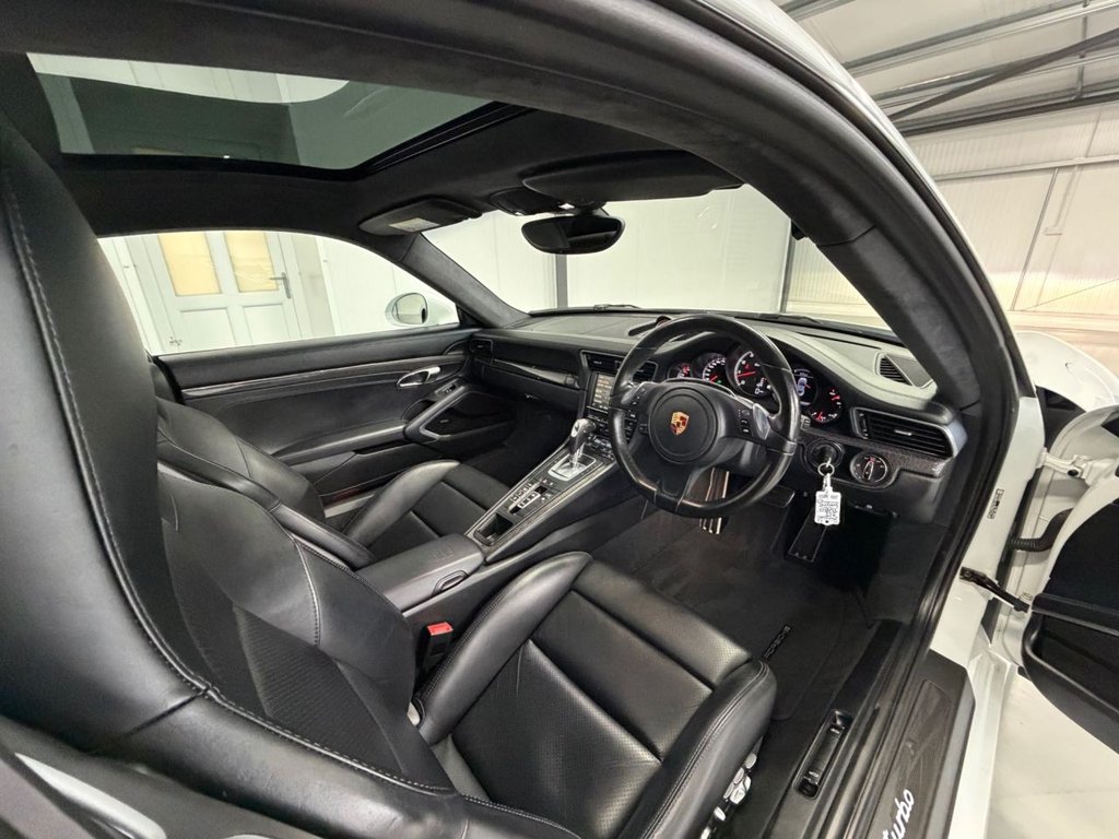 Used Porsche 911 2015 for sale - 76459304: Photo 7