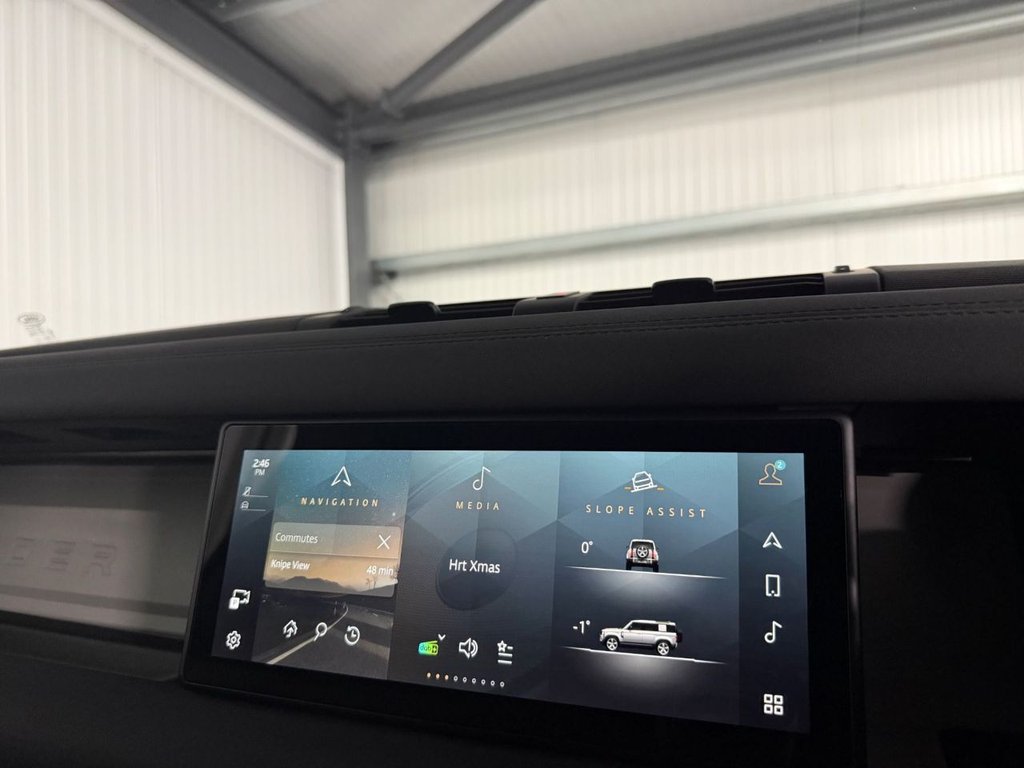 Used Land Rover Defender 2023 for sale - 76711121: Photo 18