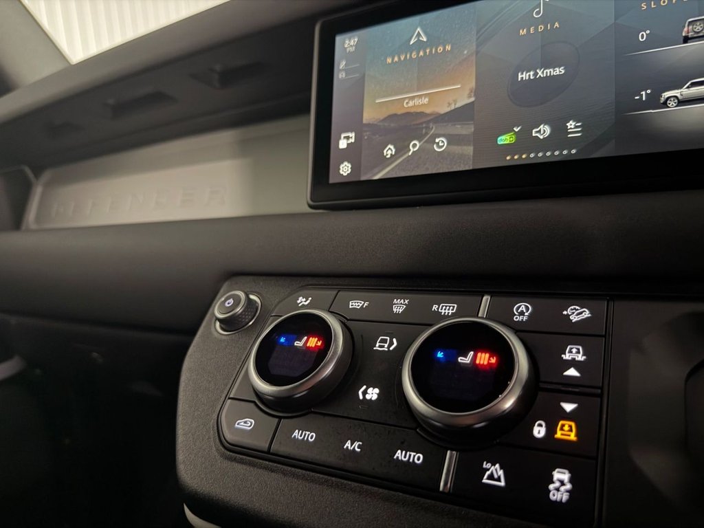 Used Land Rover Defender 2023 for sale - 76711121: Photo 25