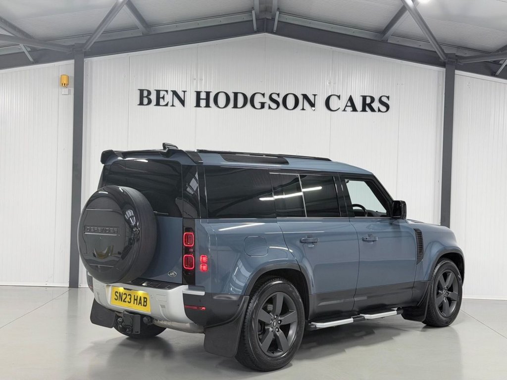 Used Land Rover Defender 2023 for sale - 76711121: Photo 3