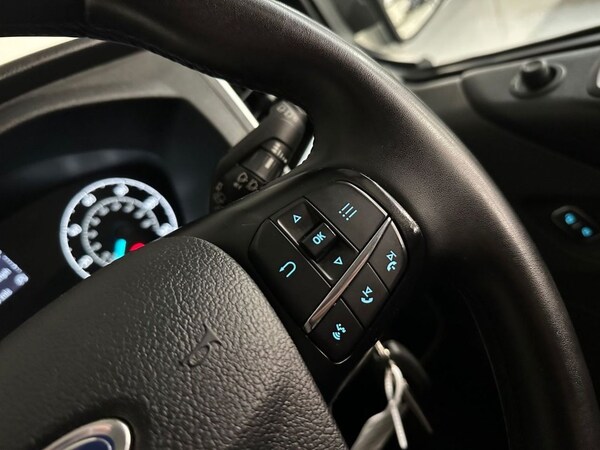 Used Ford Transit Custom 2023 for sale - 76309375: Photo 32