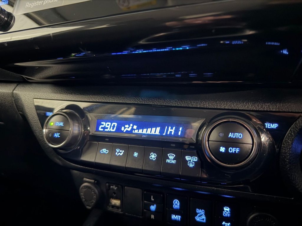 Used Toyota Hilux 2022 for sale - 77007620: Photo 19