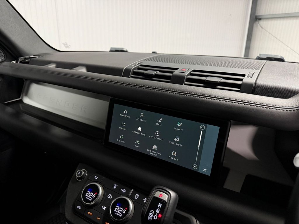 Used Land Rover Defender 2023 for sale - 77319623: Photo 21