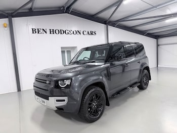 Used Land Rover Defender 2023 for sale - 77319623: Photo