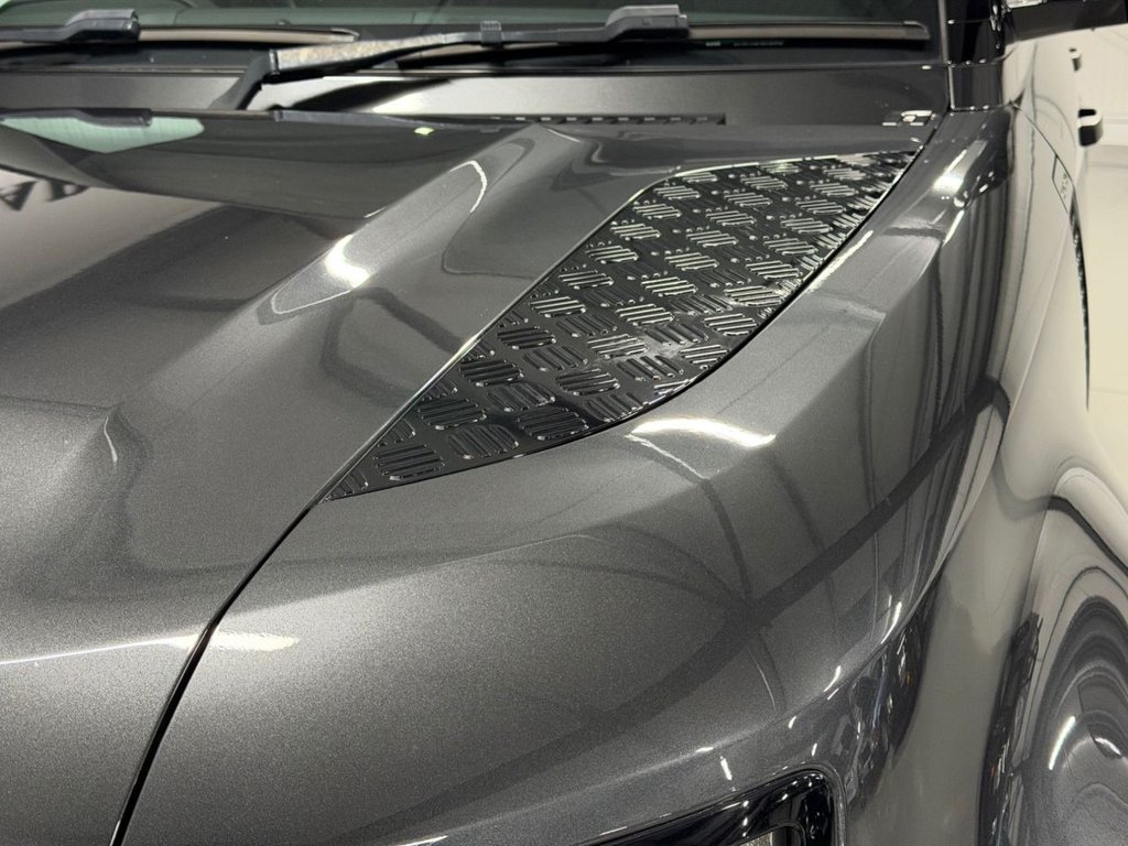 Used Land Rover Defender 2023 for sale - 77319623: Photo 39