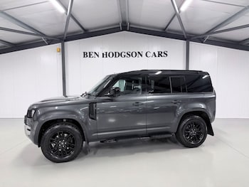 Used Land Rover Defender 2023 for sale - 77319623: Photo