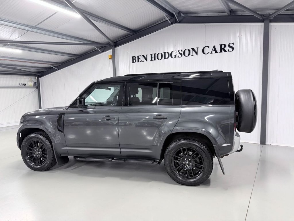 Used Land Rover Defender 2023 for sale - 77319623: Photo 4