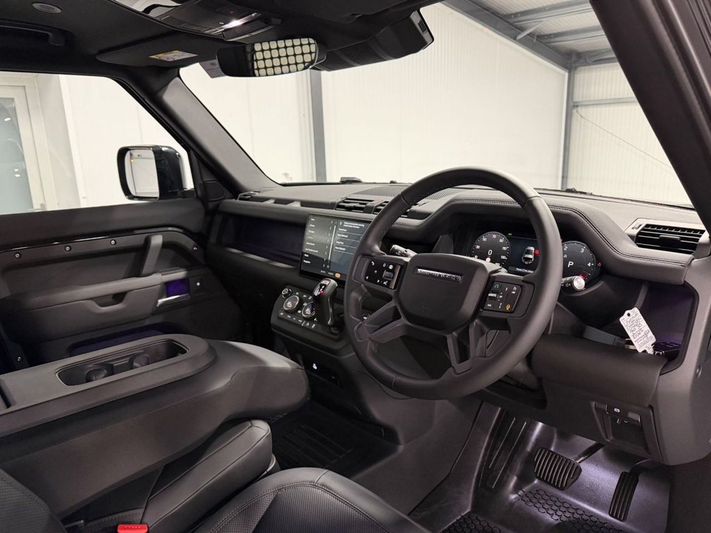 Used Land Rover Defender 90 2025 for sale - 77521315: Photo 11