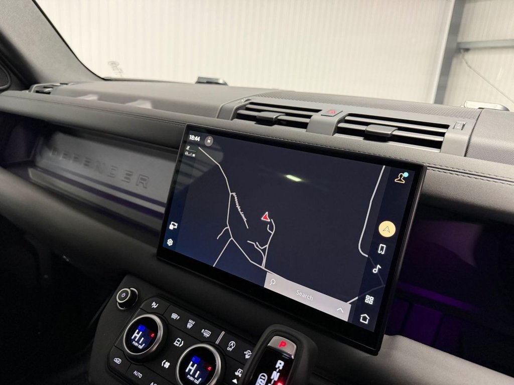 Used Land Rover Defender 90 2025 for sale - 77521315: Photo 18