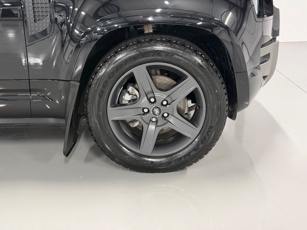 Used Land Rover Defender 90 2025 for sale - 77521315: Photo 35