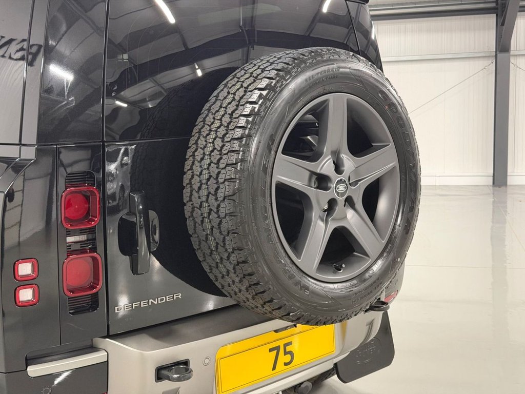 Used Land Rover Defender 90 2025 for sale - 77521315: Photo 37