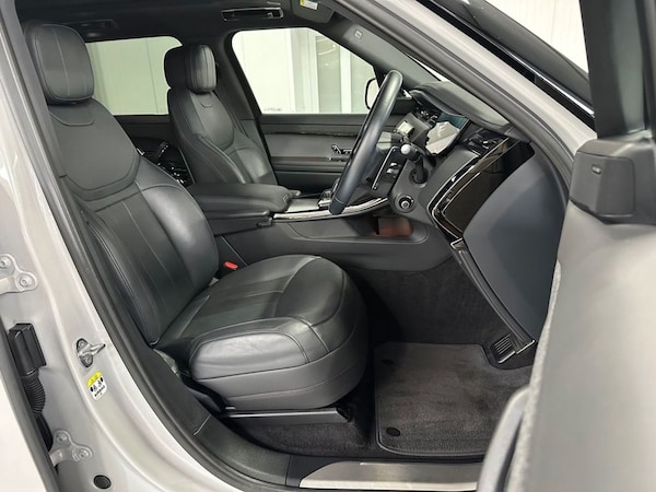 Used Land Rover Range Rover Sport 2023 for sale - 76322883: Photo 10