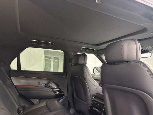 Used Land Rover Range Rover Sport 2023 for sale - 76322883: Photo 13