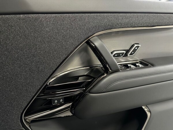 Used Land Rover Range Rover Sport 2023 for sale - 76322883: Photo 31