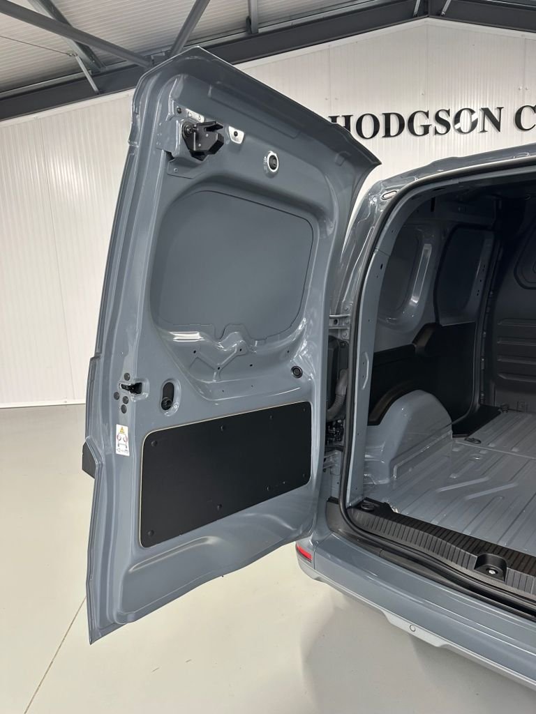Used Nissan Other 2023 for sale - 76018590: Photo 33