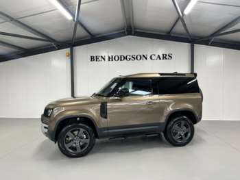 Used Land Rover Defender 2025 for sale - 75253388: Photo