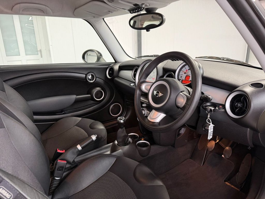 Used MINI Hatch 2007 for sale - 77976309: Photo 11